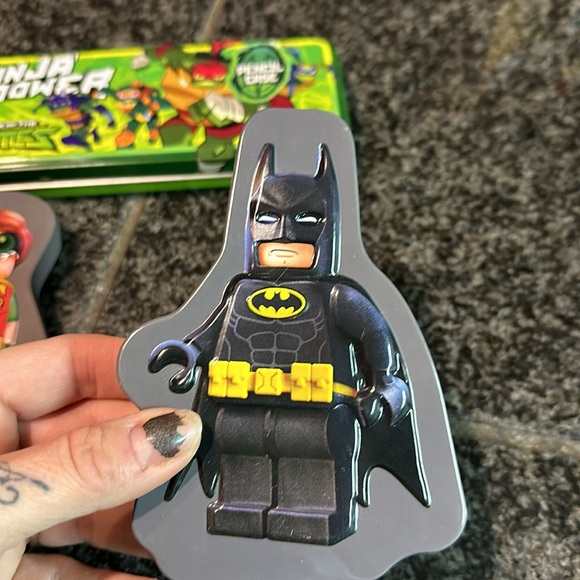 Super hero tins - Picture 7 of 9